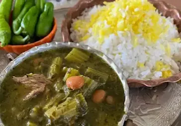 تهیه غذای شمعدونی