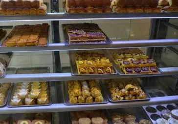 شیرینی سرای شاهین